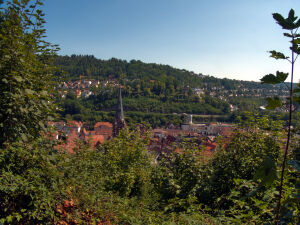 Blick &uuml;ber Calw, mit Stadtkirche und Bahnhofsturm